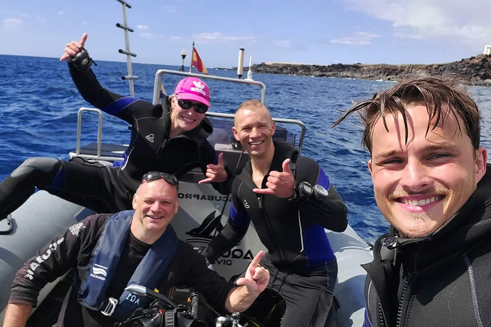 Aquarius dive team tenerife