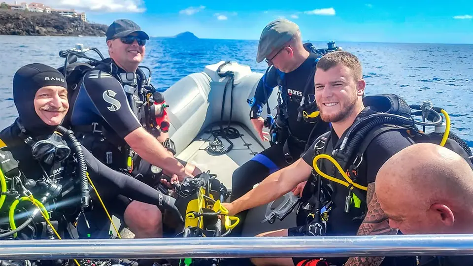 Punto de buceo Moon Pools en Tenerife Punto de buceo Moon Pools en Tenerife