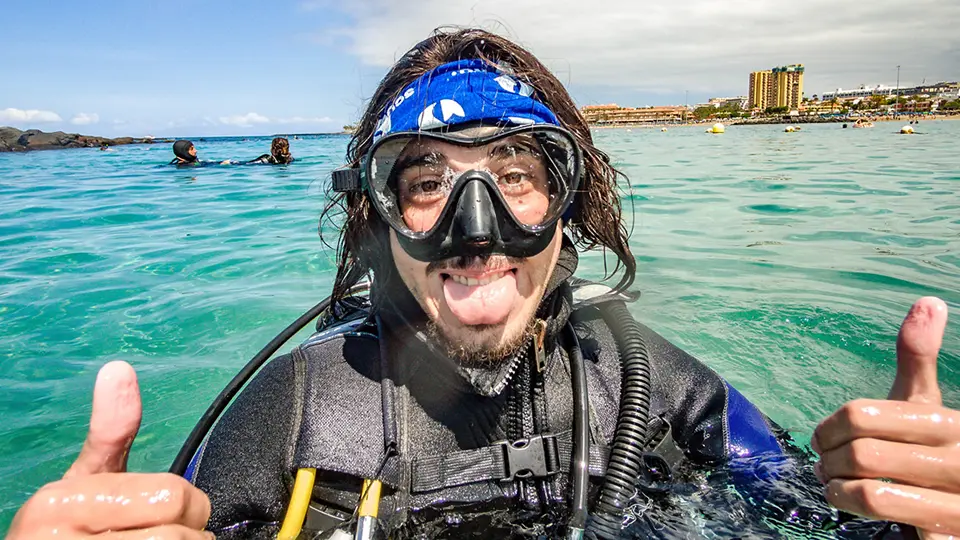 divemaster internship